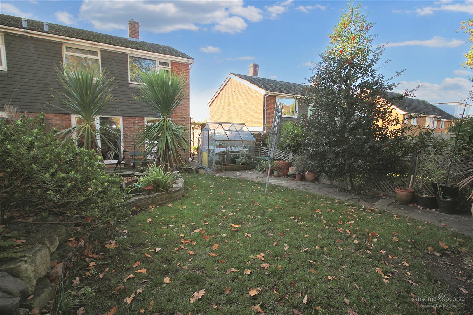 Chieveley Close, Tilehurst, Reading